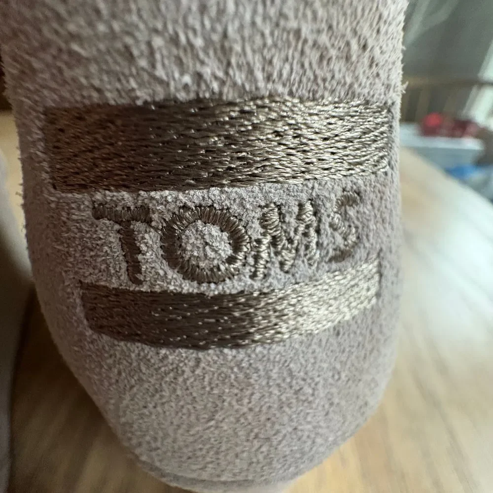 TOMS 